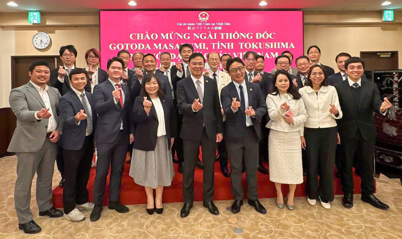 Fabbi、ファム・クアン・ヒエウ大使と共に徳島県・宮城県の知事と会談
