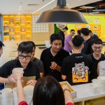 Ca chut cho Ffee – July | A burst of bright yellow
